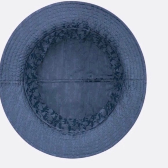 DIOR SALE - Picture 5 of 8